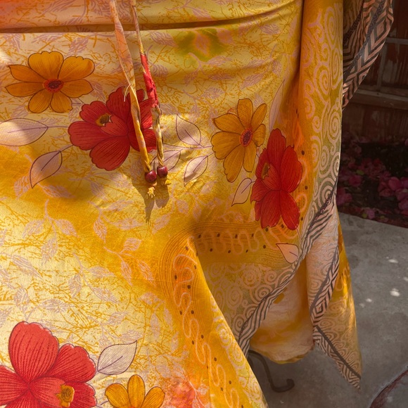 Colorful Vintage Silk Caftan - Picture 4 of 11